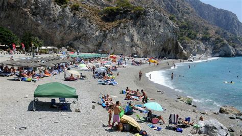 The Costa del Sol´s Best Nudist Beach: Playa de Cantarrijan